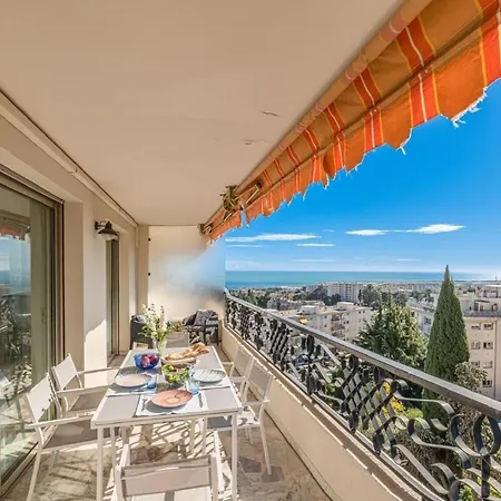 La Casa Azzura ニース